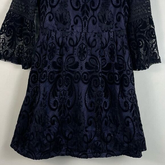 Eliza J Black Blue Burnout Velvet Lace Bell‎ Sleeve Fit and Flare Dress Size 4 - Picture 5 of 14